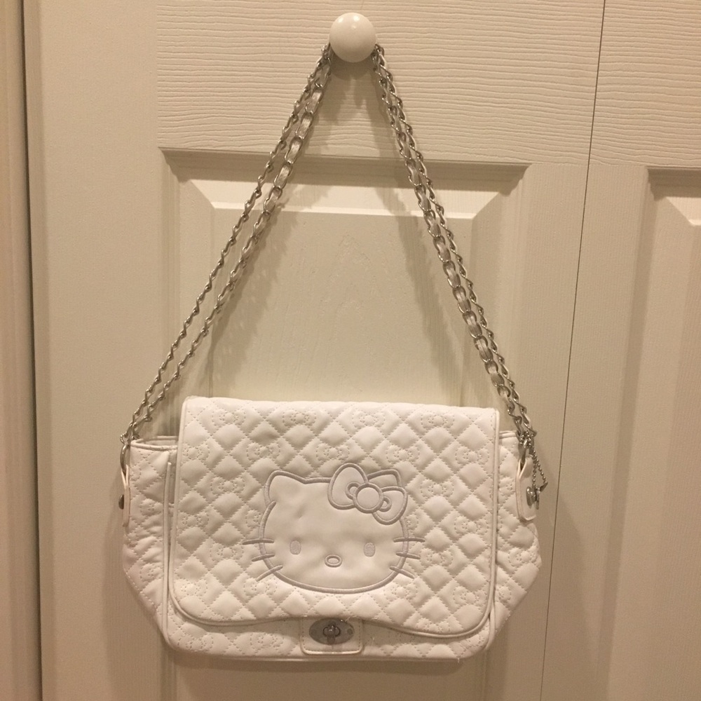 Hello Kitty White bag. In very good condition.